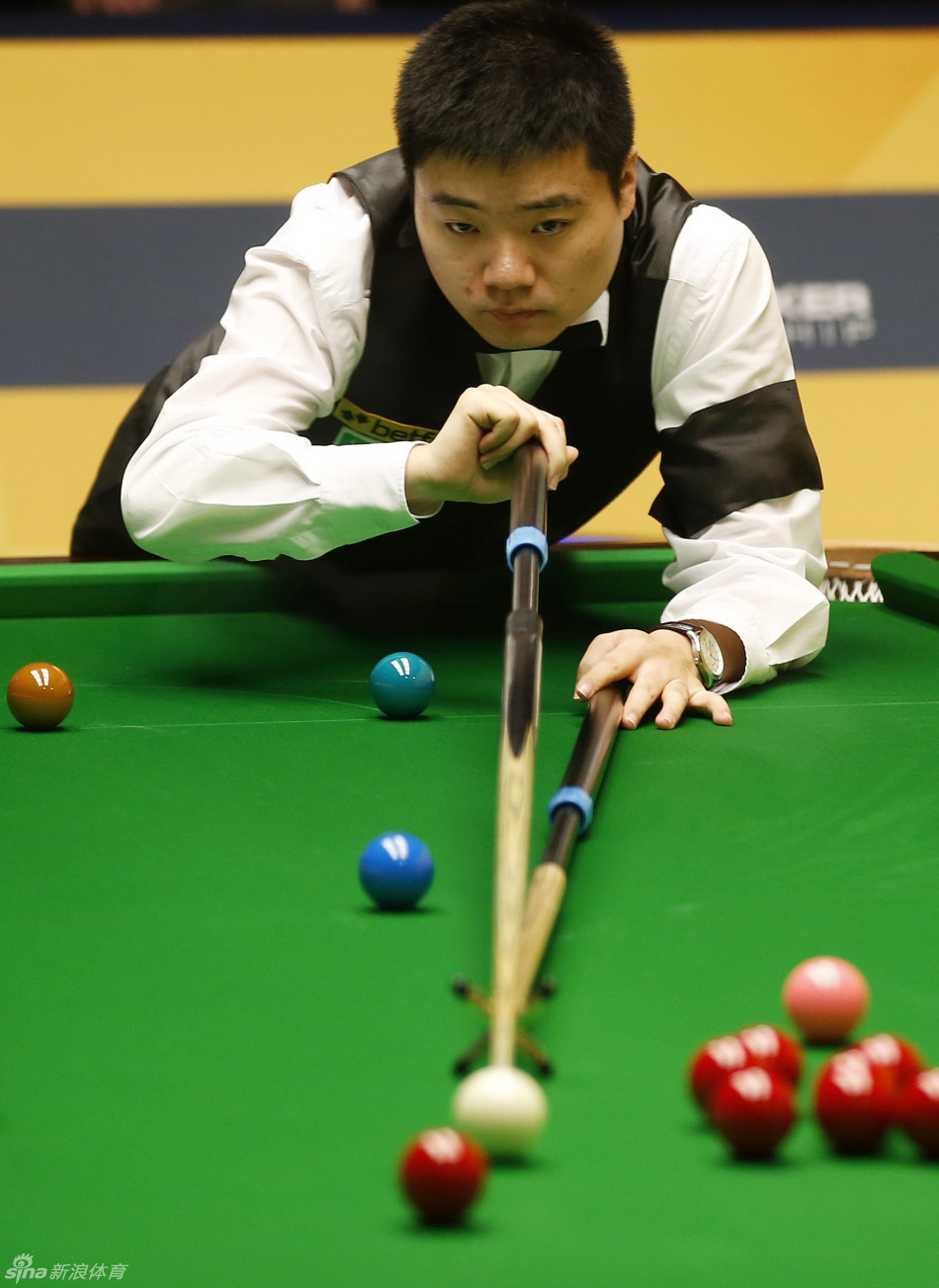 立下了汗马 立下了汗马